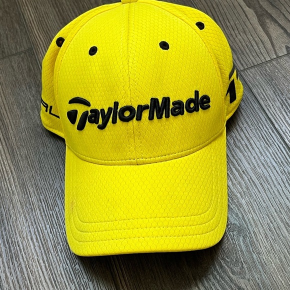 TaylorMade Yellow and Black Hat with Embroidered Logo - Picture 9 of 9